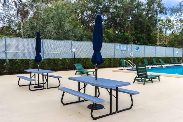 4009 NESTLE OAKS PLACE 104, Tampa, FL 33613