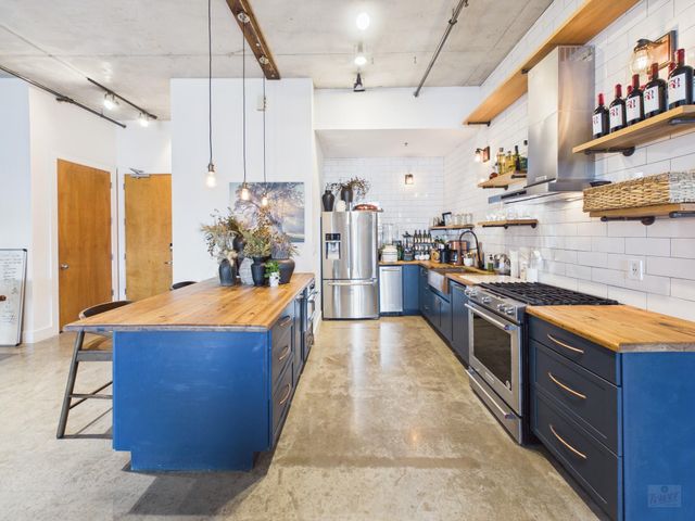 800 W 5th ST 609, Austin, TX 78703