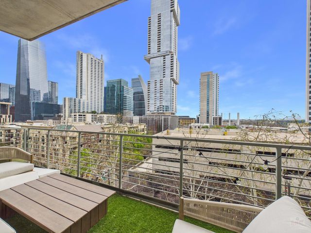 800 W 5th ST 609, Austin, TX 78703