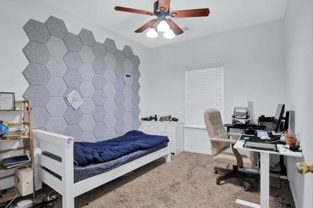 2131 Lakewind Lane, League City, TX 77573