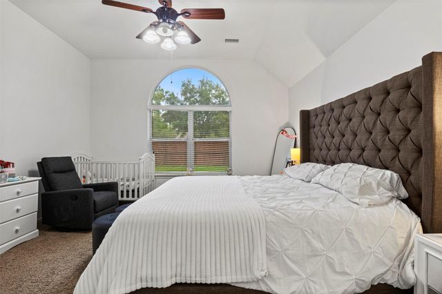 2131 Lakewind Lane, League City, TX 77573