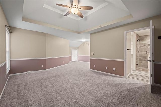 12343 Pinehurst Drive, Kansas City, KS 66109