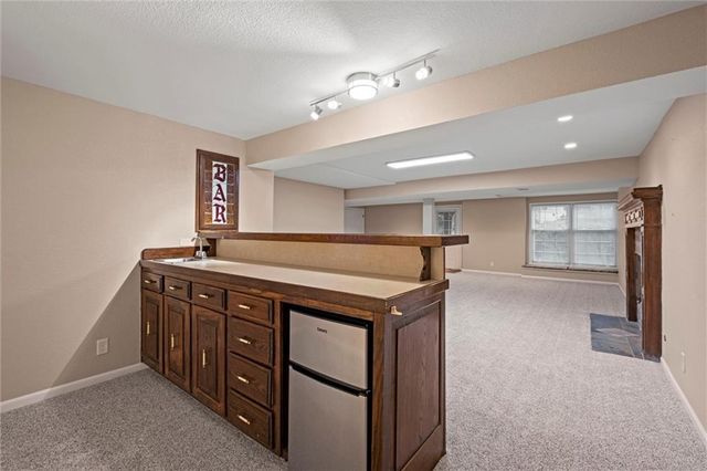 12343 Pinehurst Drive, Kansas City, KS 66109