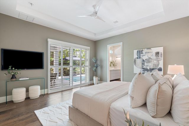 7033 Edison Place, Palm Beach Gardens, FL 33418
