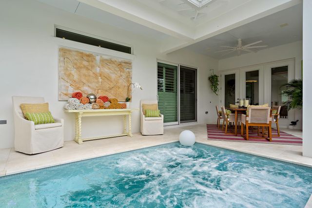 7033 Edison Place, Palm Beach Gardens, FL 33418