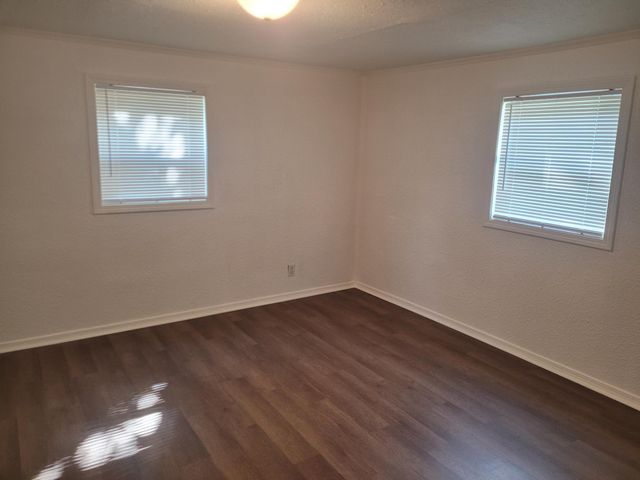 1821 C Street NE, Miami, OK 74354