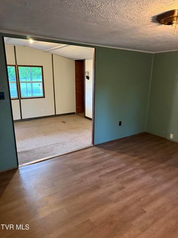 159 Johnson Street, Jonesville, VA 24263