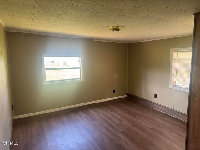 159 Johnson Street, Jonesville, VA 24263