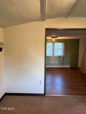 159 Johnson Street, Jonesville, VA 24263