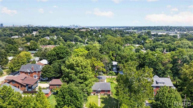 2000 Alameda Avenue, Maplewood, MO 63143