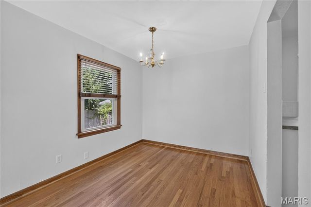 2000 Alameda Avenue, Maplewood, MO 63143