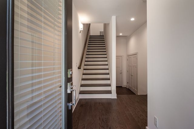 900 Meridian St Apt 9, Nashville, TN 37207
