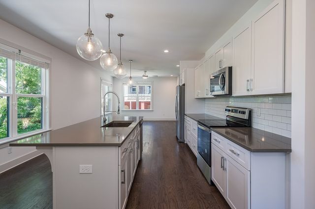 900 Meridian St Apt 9, Nashville, TN 37207