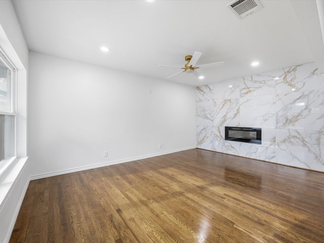 10209 Casa View Drive, Dallas, TX 75228