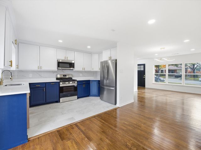 10209 Casa View Drive, Dallas, TX 75228