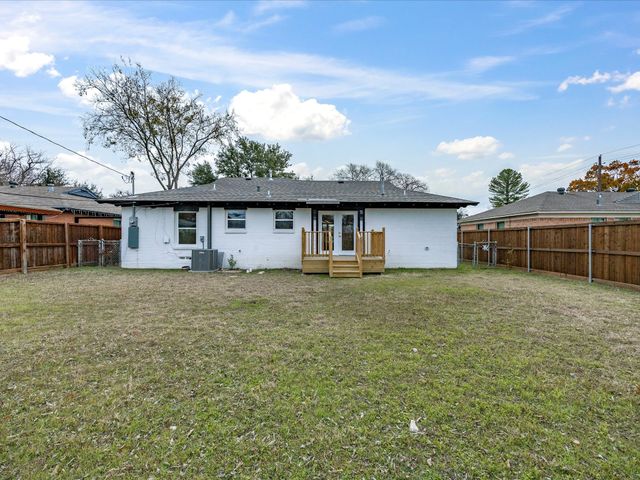 10209 Casa View Drive, Dallas, TX 75228