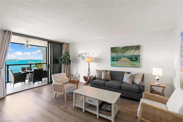 1085 Bald Eagle DR C406, Marco Island, FL 34145
