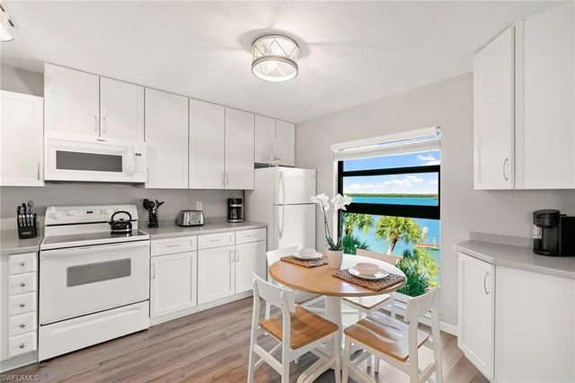 1085 Bald Eagle DR C406, Marco Island, FL 34145