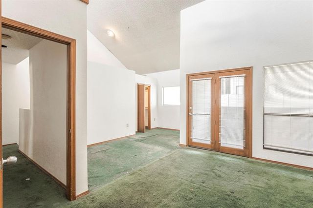 915 NW 7th Street 205, Oklahoma City, OK 73106