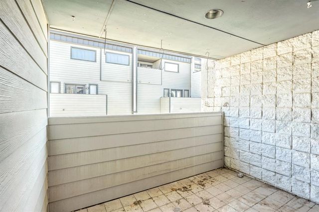 915 NW 7th Street 205, Oklahoma City, OK 73106