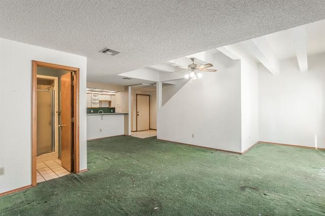 915 NW 7th Street 205, Oklahoma City, OK 73106