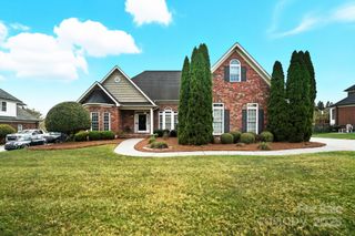 7935 Grimsby Circle, Harrisburg, NC 28075