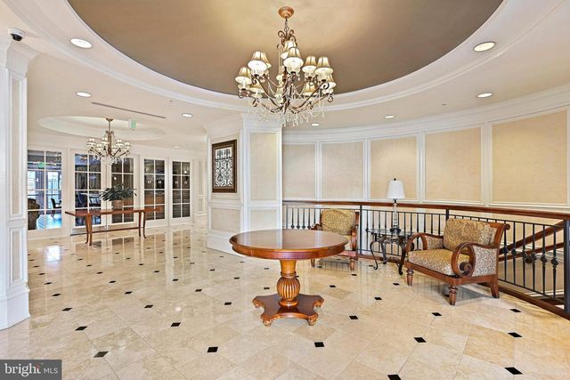 2665 PROSPERITY AVE #345, Fairfax, VA 22031