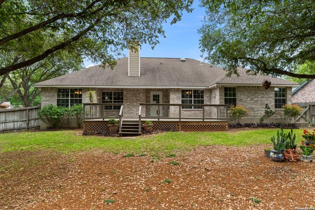 115 RIVER MDW, Castroville, TX 78009