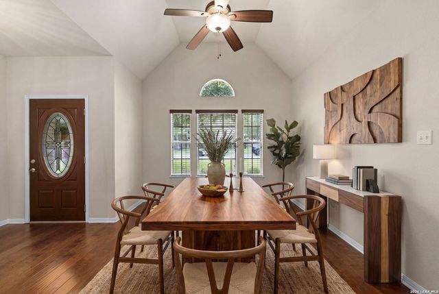 115 RIVER MDW, Castroville, TX 78009