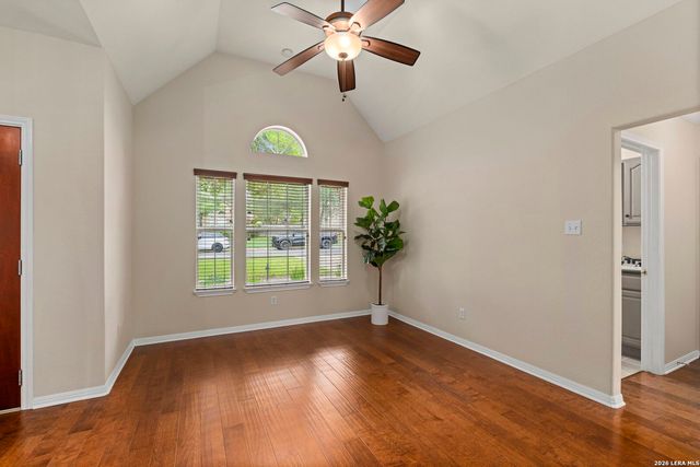 115 RIVER MDW, Castroville, TX 78009