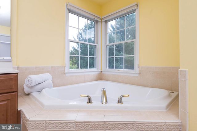 15734 RYDER CUP DR, Haymarket, VA 20169