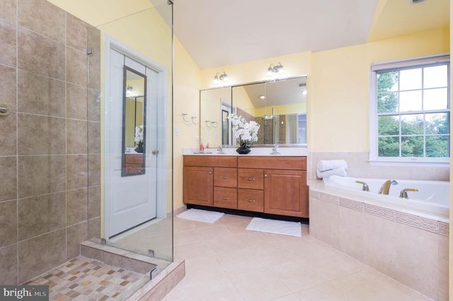 15734 RYDER CUP DR, Haymarket, VA 20169