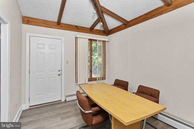467 HIGH ST, Burlington, NJ 08016