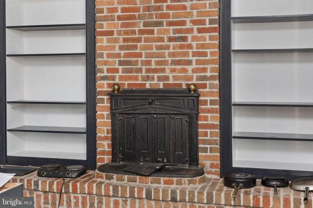 467 HIGH ST, Burlington, NJ 08016