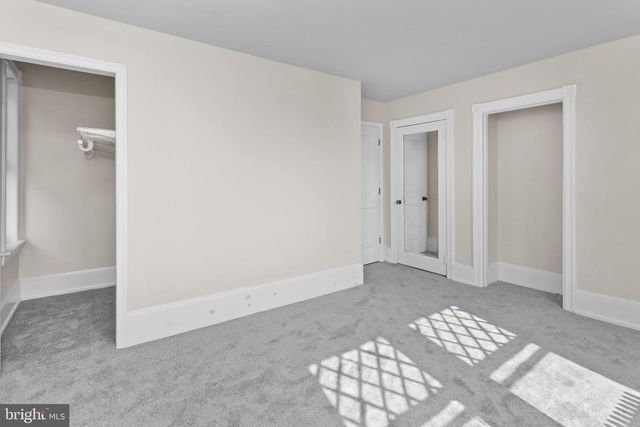 467 HIGH ST, Burlington, NJ 08016