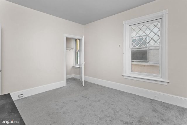 467 HIGH ST, Burlington, NJ 08016