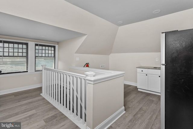 467 HIGH ST, Burlington, NJ 08016