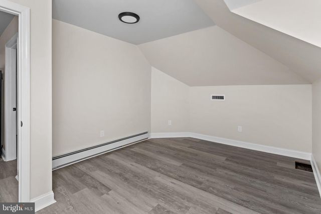 467 HIGH ST, Burlington, NJ 08016