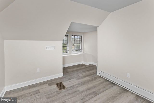 467 HIGH ST, Burlington, NJ 08016