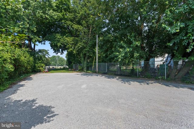 467 HIGH ST, Burlington, NJ 08016