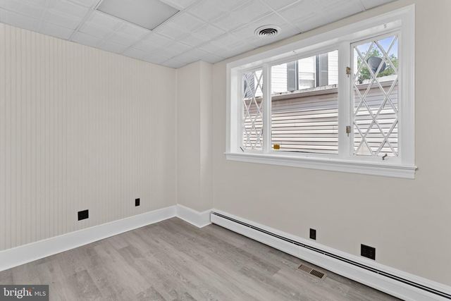 467 HIGH ST, Burlington, NJ 08016