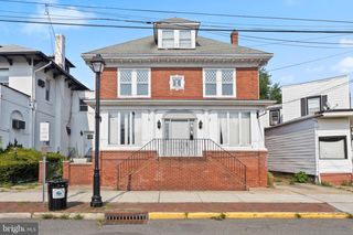 467 HIGH ST, Burlington, NJ 08016
