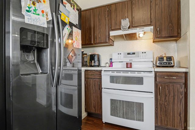 61507 County Road 13 Road, Goshen, IN 46526