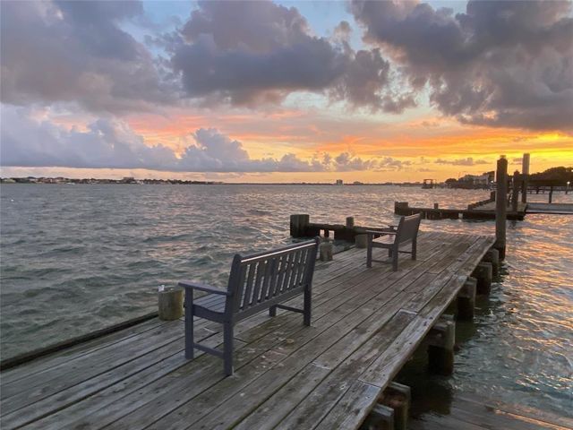 3663 Nasa Parkway 502, Seabrook, TX 77586