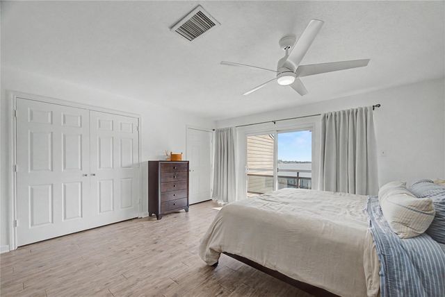 3663 Nasa Parkway 502, Seabrook, TX 77586