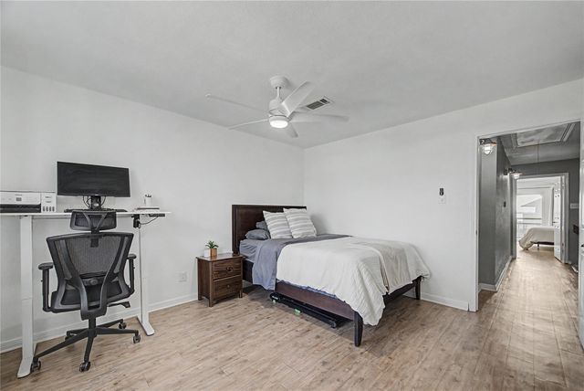 3663 Nasa Parkway 502, Seabrook, TX 77586