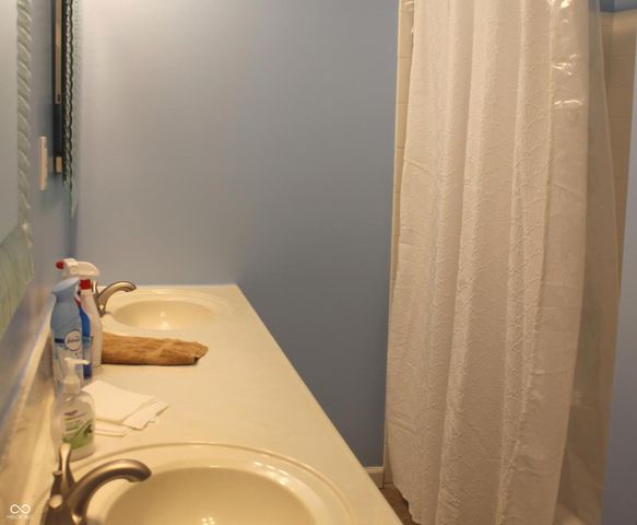 324 Edgewood Drive, Lebanon, IN 46052