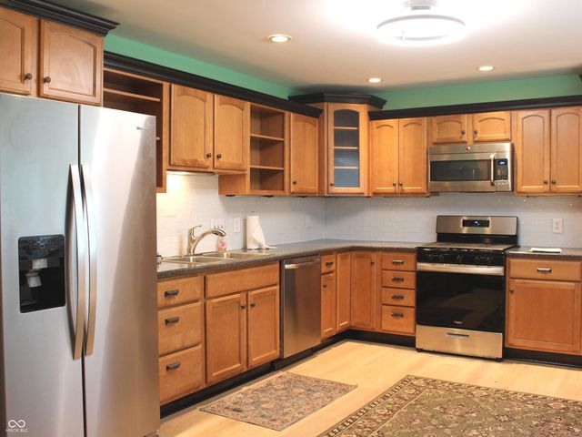 324 Edgewood Drive, Lebanon, IN 46052