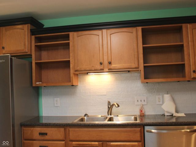 324 Edgewood Drive, Lebanon, IN 46052