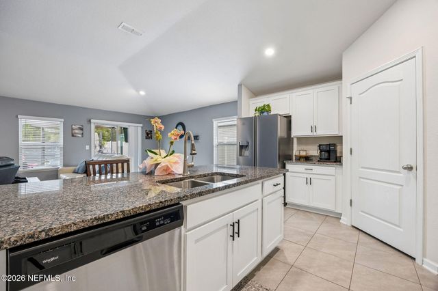 86221 EXPRESS Court, Yulee, FL 32097